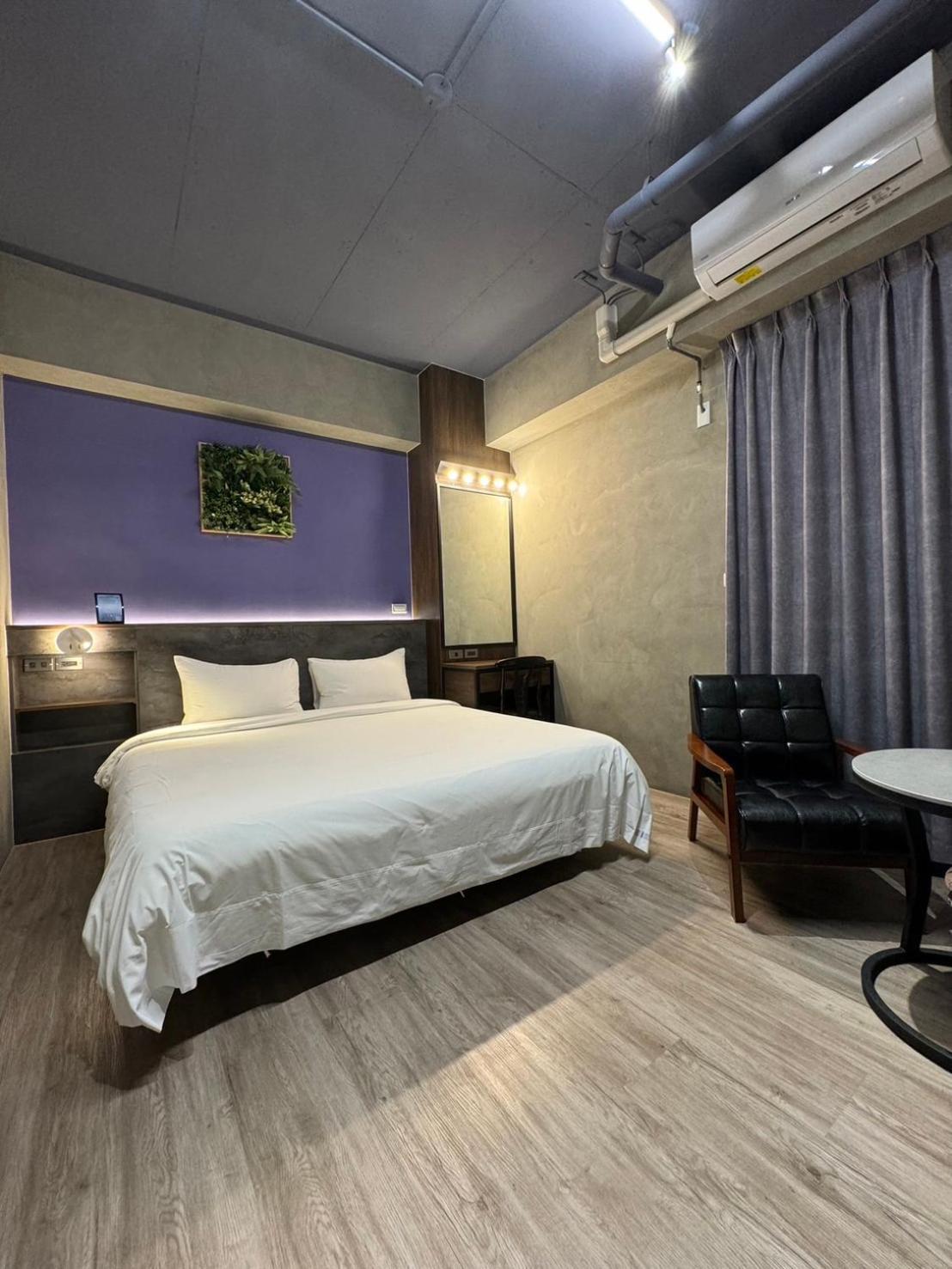 Long Lang Homestay Tainan Bagian luar foto